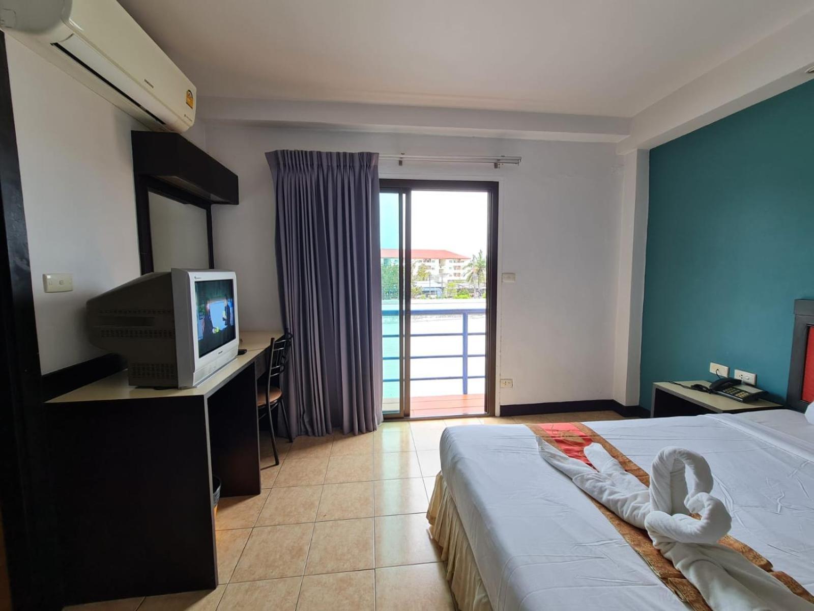 Desa Phuket Exterior foto